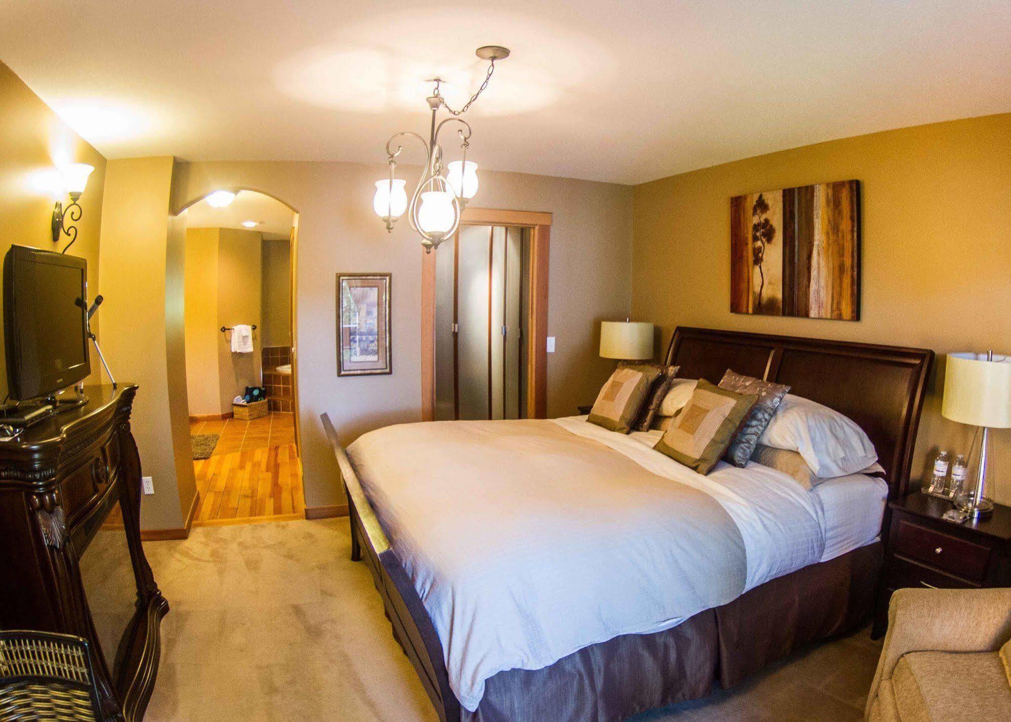Tranquility Bay Waterfront Inn Sechelt Luaran gambar